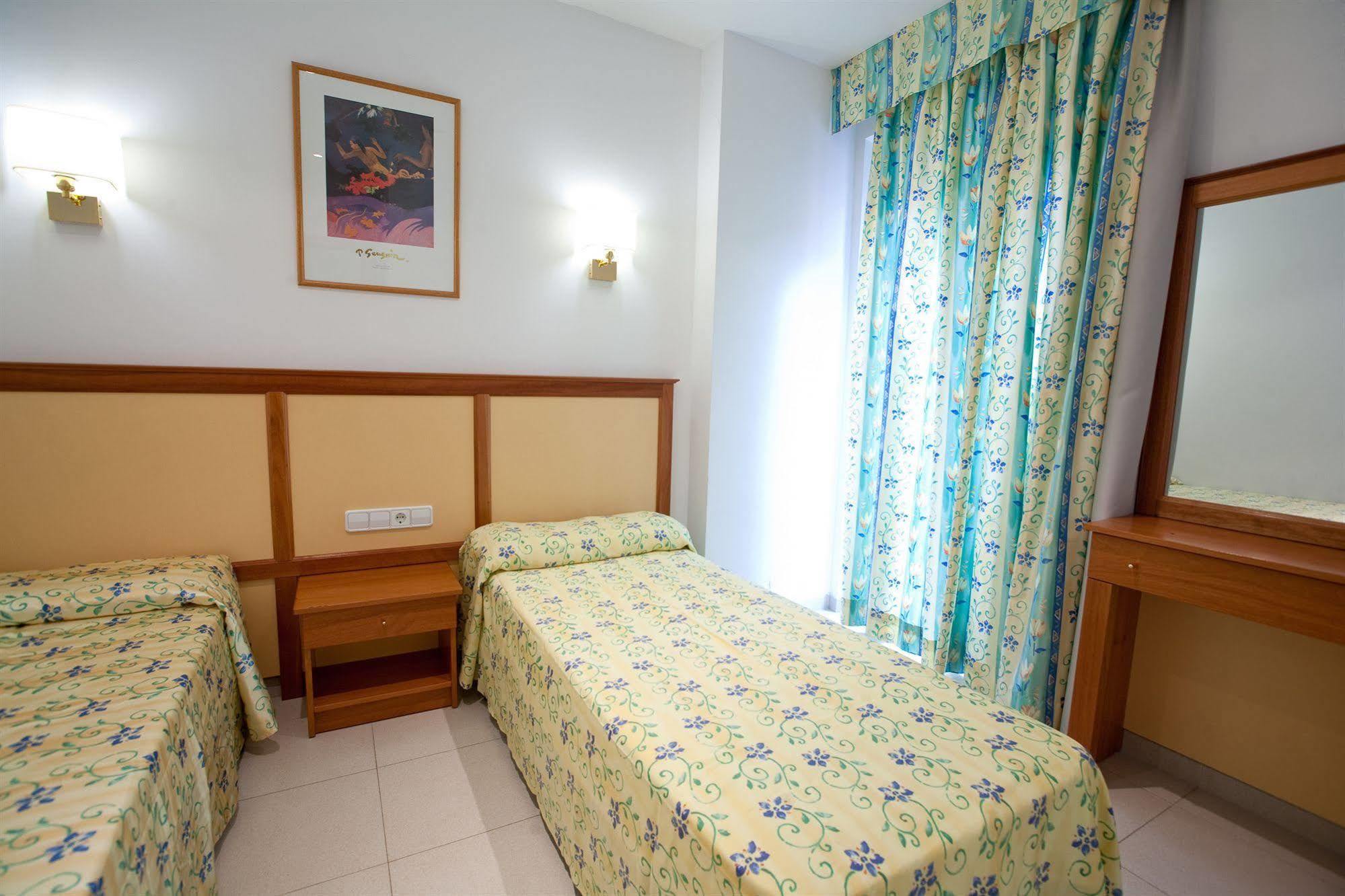 Apartamentos Royal Lloret de Mar Extérieur photo